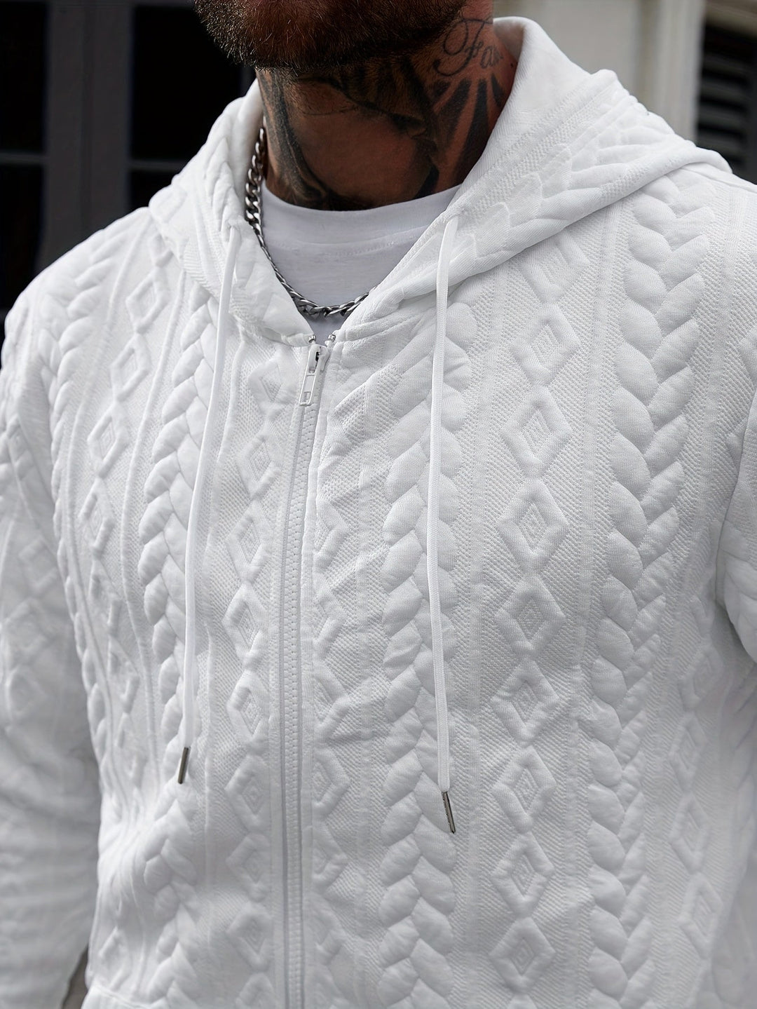 BRYNOUVELLE | SWEAT À CAPUCHE EN MAILLE GÉOMÉTRIQUE POUR HOMME