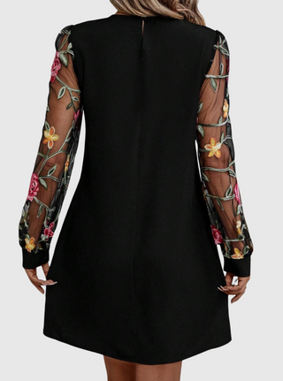 BRYNOUVELLE | EMILIENNE ELEGANCE FLORALE DOUCE ET FEMININE