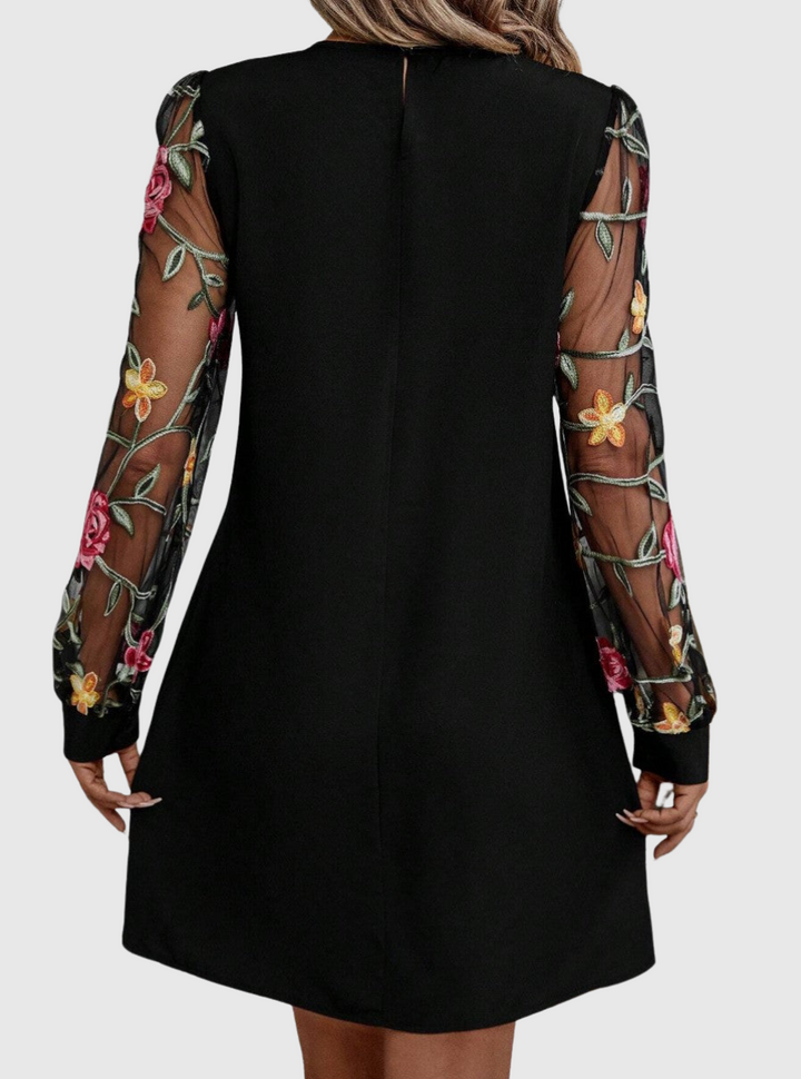 BRYNOUVELLE | EMILIENNE ELEGANCE FLORALE DOUCE ET FEMININE