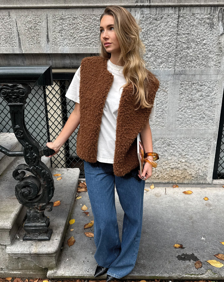 JUPE EN SATIN ASYMÉTRIQUE NOIRE