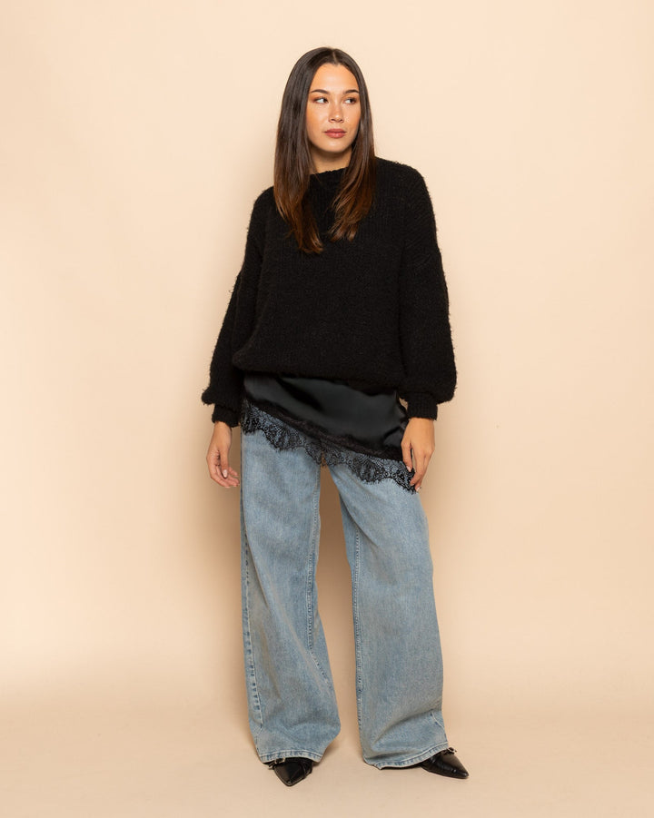 JUPE EN SATIN ASYMÉTRIQUE NOIRE