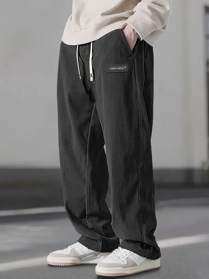 BRYNOUVELLE | PANTALON EN VELOURS CÔTELÉ POUR HOMME