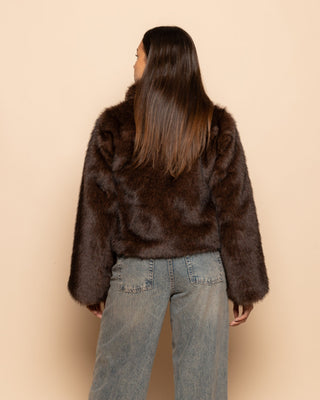 MANTEAU COURT EN FAUSSE FOURRURE MARRON FONCÉ