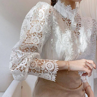 BRYNOUVELLE | Chemise à manches longues avec dentelle et détails Tove